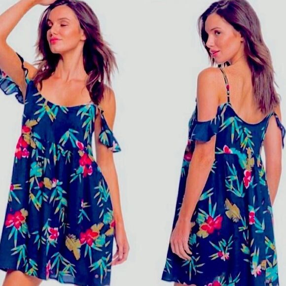 Roxy Dresses & Skirts - Roxy Navy Bird of Paradise Tropical floral cold shoulder ruffle mini dress M